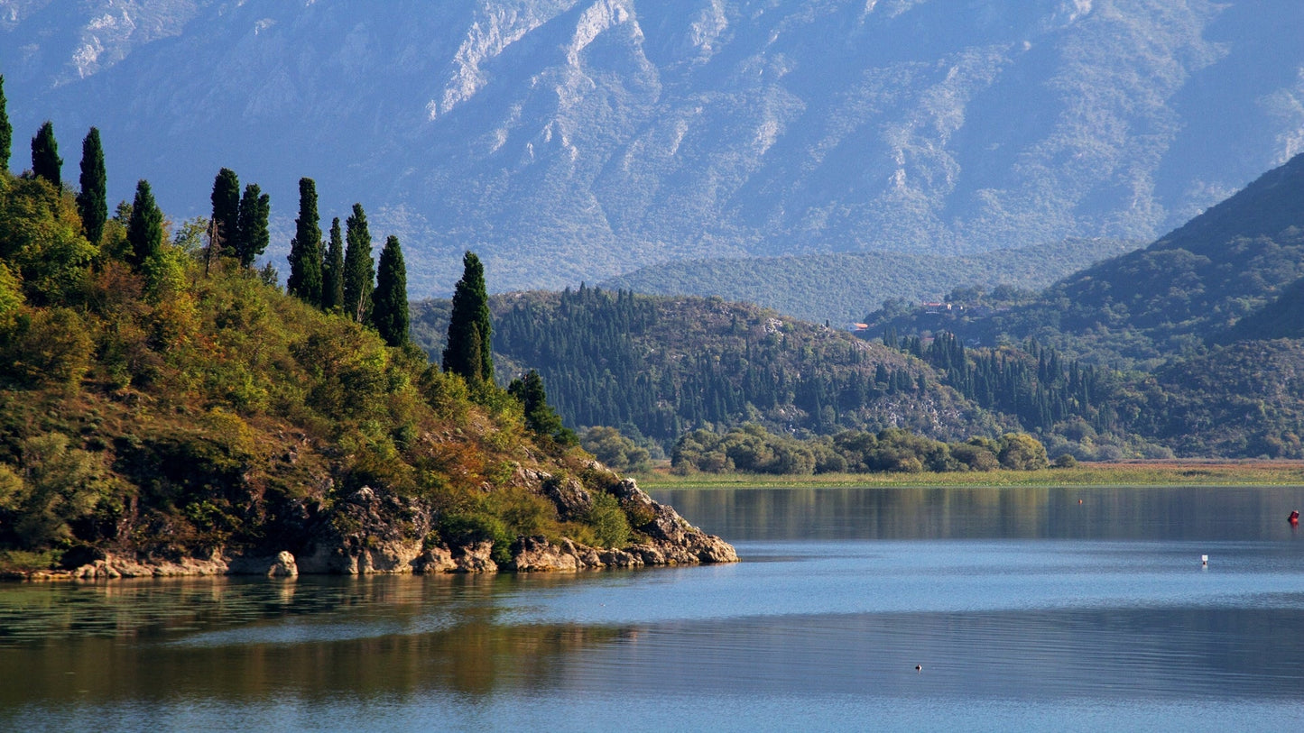 summer-landscape-with-lake-of-skadar-in-montenegro-shkoder-skadarsko-jezero-tour-travel-excursion-trip