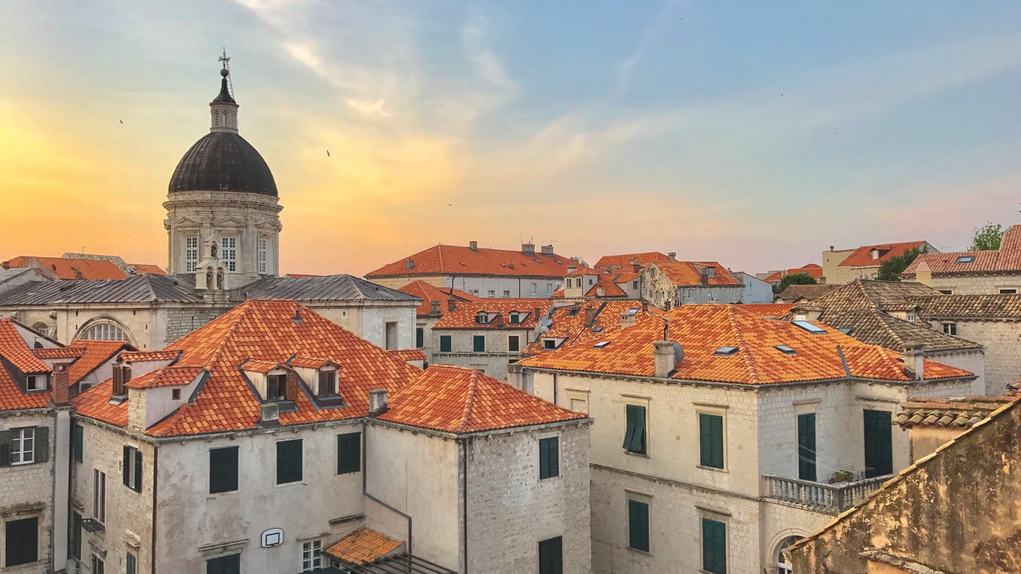 dubrovnik-rooftops-at-sunrise