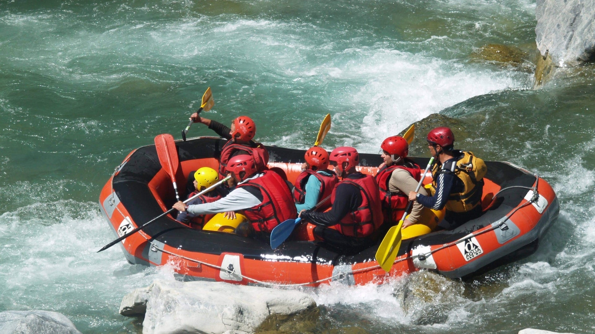 rafting-is-a-great-recreational-outdoor-activities-tara-river-montenegro